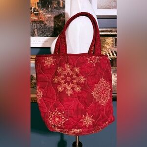 Better Homes And Gardens Red and Gold Snowflowers Tote Bag 15 in X 15 in X 6.75